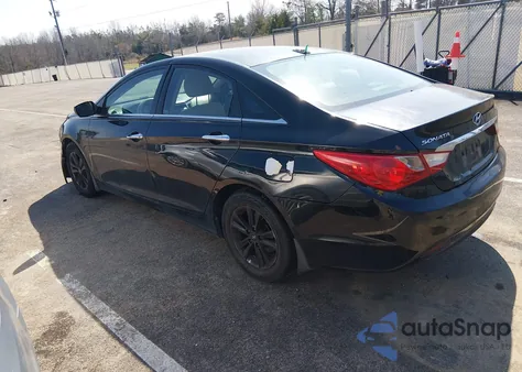 2013 Hyundai Sonata Gls z USA, uszkodzony, nr VIN 5NPEB4AC4DH555753